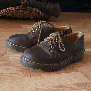 DR. MARTENS Brown Leather 1561 Oxfords
